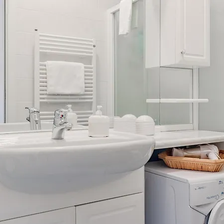 H11 Casa Giulia Centro - Apartmán Sanremo
